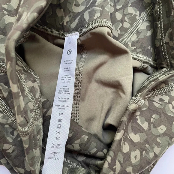 Lululemon Base Pace HR Crop 23" Leggings Intertwined Camo Olive Multi Size 4 NEW - Picture 9 of 9